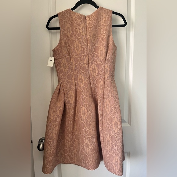 BNWT Calvin Klein Dress Size 4 - Picture 5 of 7